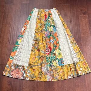 Amazing Vintage 60s 70s Hippie Floral Crochet Lace Panel Maxi Skirt, Size 10